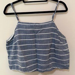 Universal Threads Blue and White Crop Top (XL)